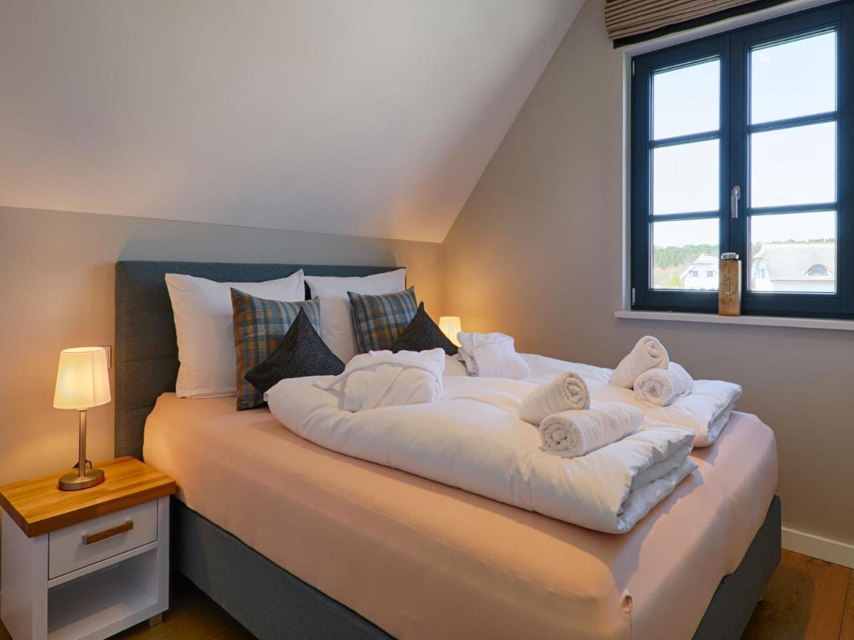 Reetland Am Meer - Premium Reetdachvilla Mit 3 Schlafzimmern, Sauna Und Kamin F23 Dranske Exterior foto